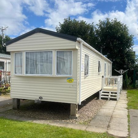 The Luxury Wolds Retreat 6 Berth 3 Bedrooms Beds Made For Arrival Wifi Инголдмелс Экстерьер фото