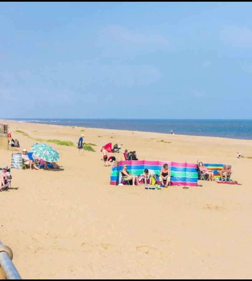 The Luxury Wolds Retreat 6 Berth 3 Bedrooms Beds Made For Arrival Wifi Инголдмелс Экстерьер фото