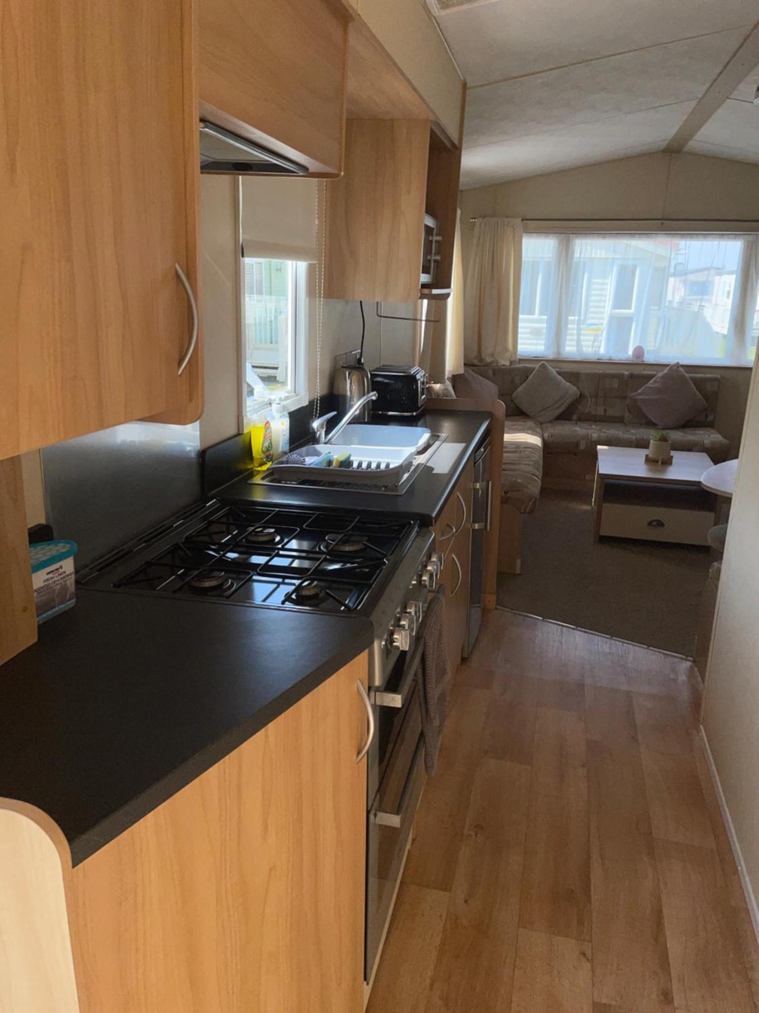 The Luxury Wolds Retreat 6 Berth 3 Bedrooms Beds Made For Arrival Wifi Инголдмелс Номер фото